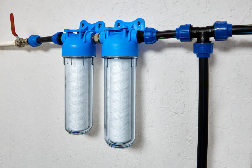 string-wound-polypropylene-sediment-filters-from-durable-cord-that-is-wound-around-rigid-core-cartridges-reduce-fine-sediment-including-sand.jpg